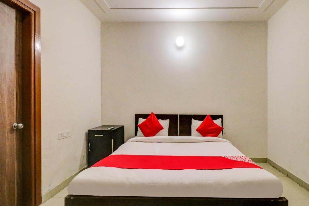 Hotel Oyo 71597 The Shivaay Residency Gurgaon Exterior foto